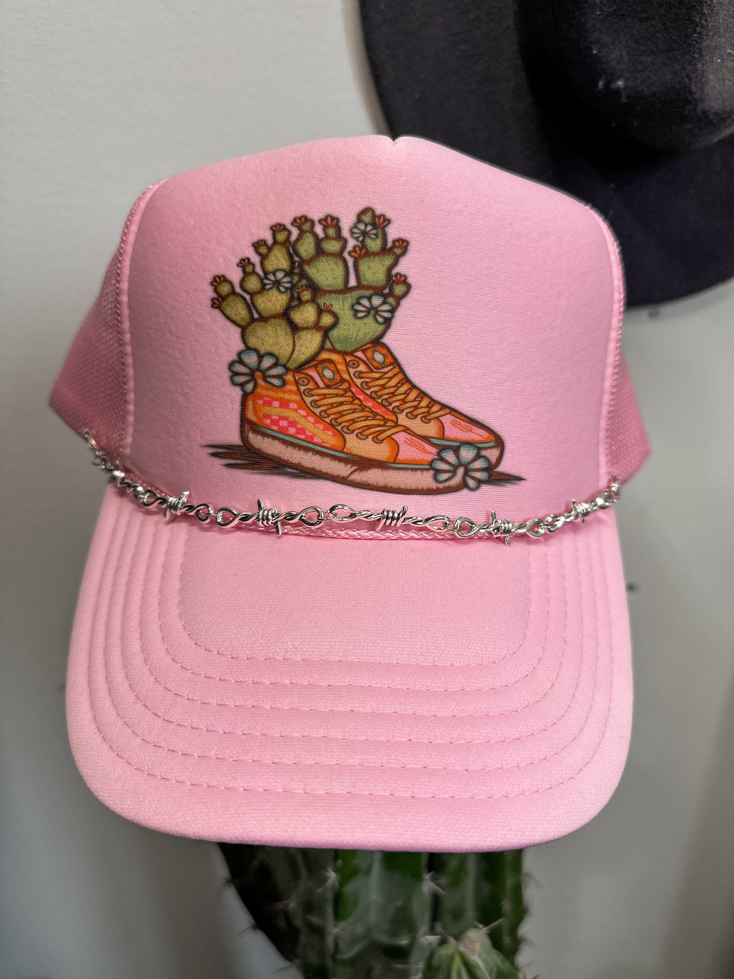 TRUCKER HAT CHARMS