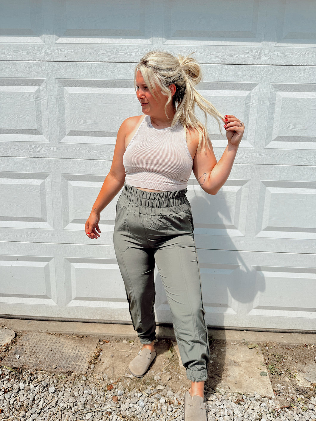 SUNDAY JOGGERS: ARMY