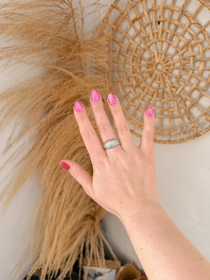 ROARK TEXTURED RING SZ 8
