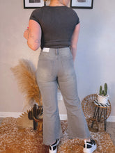 Load image into Gallery viewer, SMOKEY LANE JEANS
